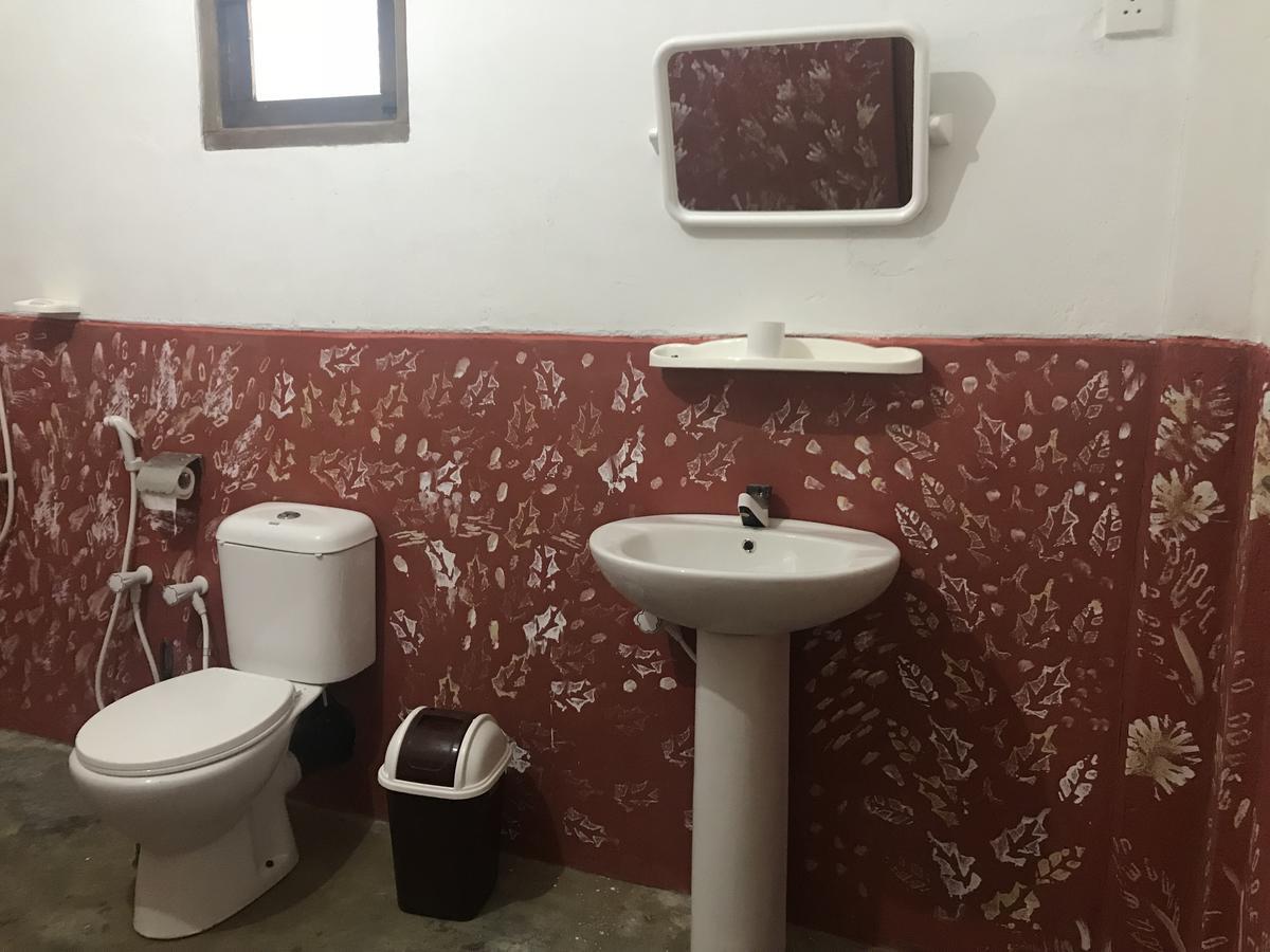 Hotel Reef Pasikudah à Nachivantivu Extérieur photo