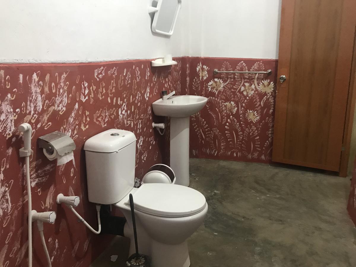 Hotel Reef Pasikudah à Nachivantivu Extérieur photo